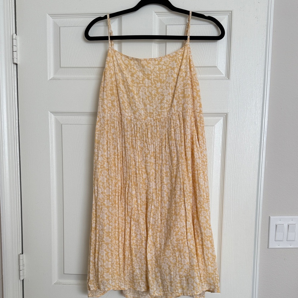 American Eagle Yellow Floral Spaghetti Strap Dress